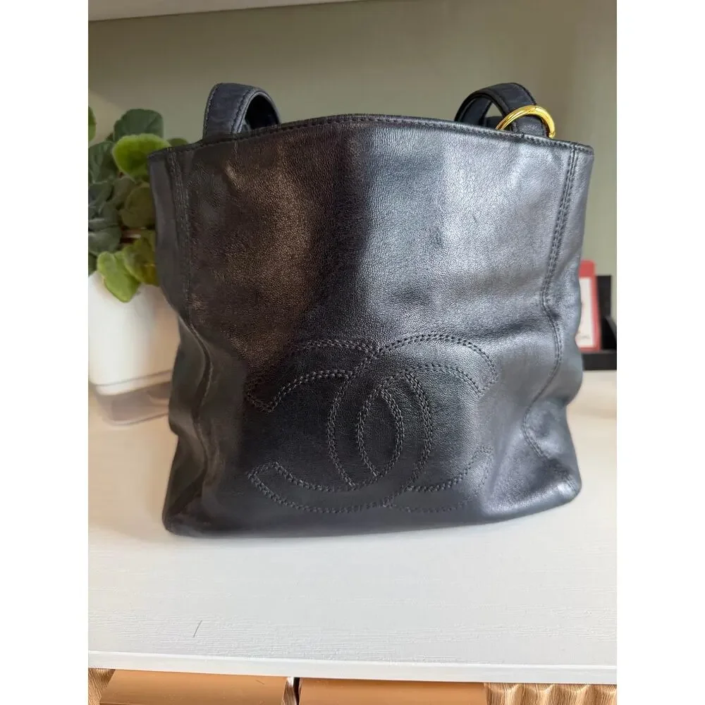 CHANEL | Vintage Karl Lagerfeld Era | CC Logo Lambskin Tote | COA